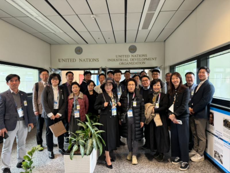 오스트리아 단체사진_3.JPEG